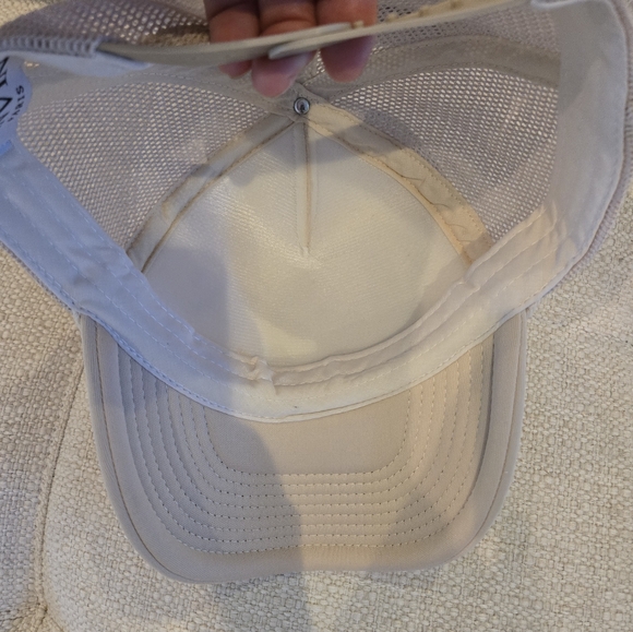 LANVIN PARIS Snapback Cap Hat Mesh Cream Blush White Fashion Luxury - Picture 6 of 8